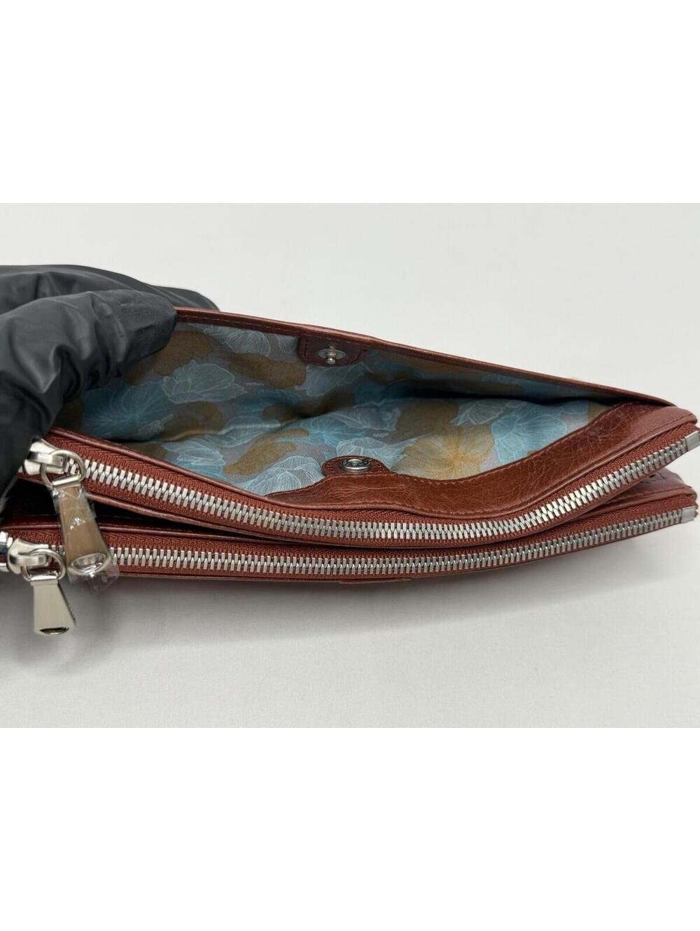 HOBO International TAYLOR Burgundy Leather Magnetic Bi-Fold Clutch Wallet P144 - Picture 11 of 15